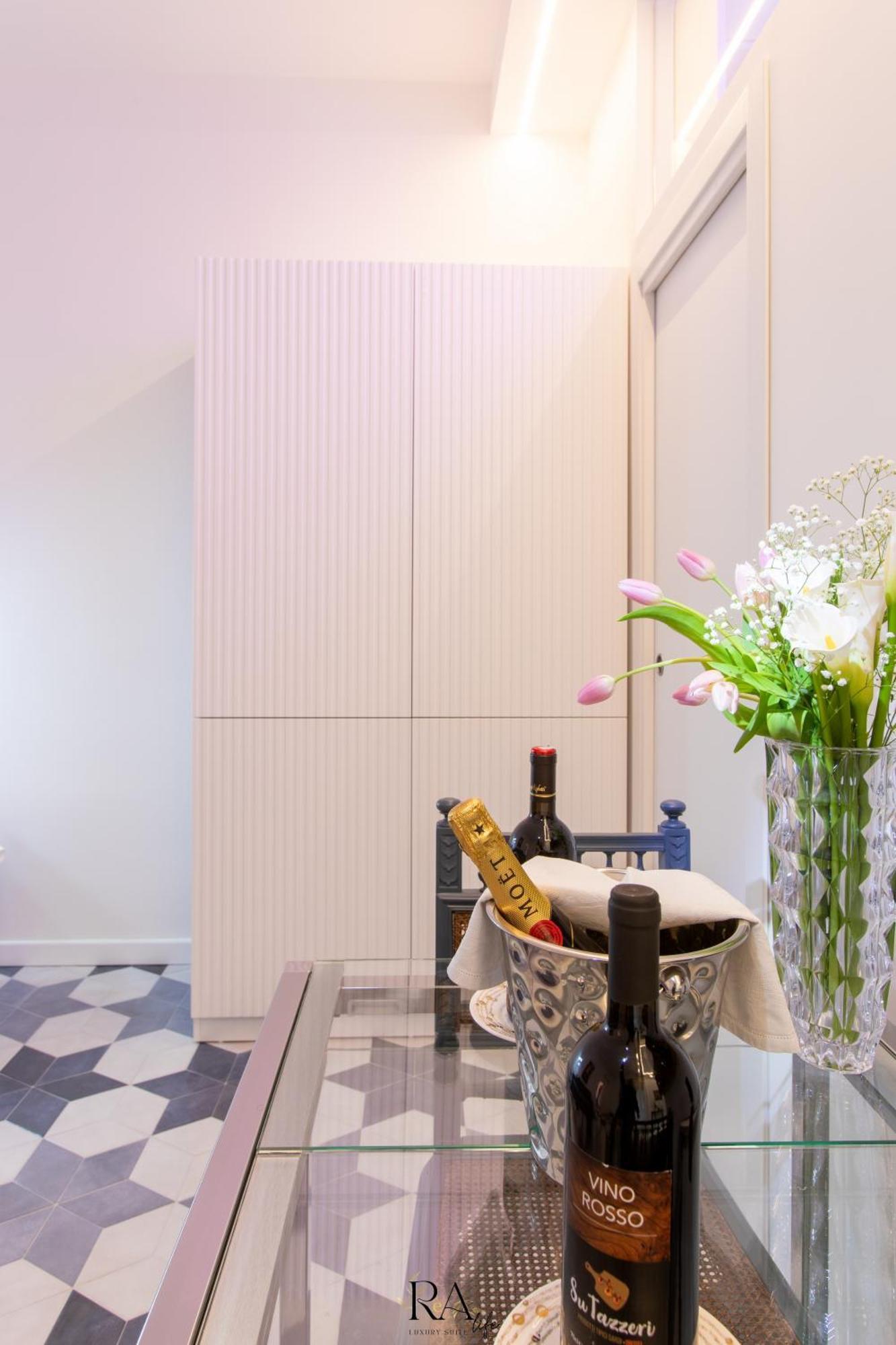 Rea Life Luxury Suite Cava deʼ Tirreni Eksteriør bilde